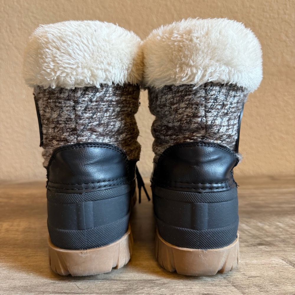 Storm by Cougar Cabin Waterproof Winter Boots Women’s Size 7 Faux Fur - Picture 5 of 11